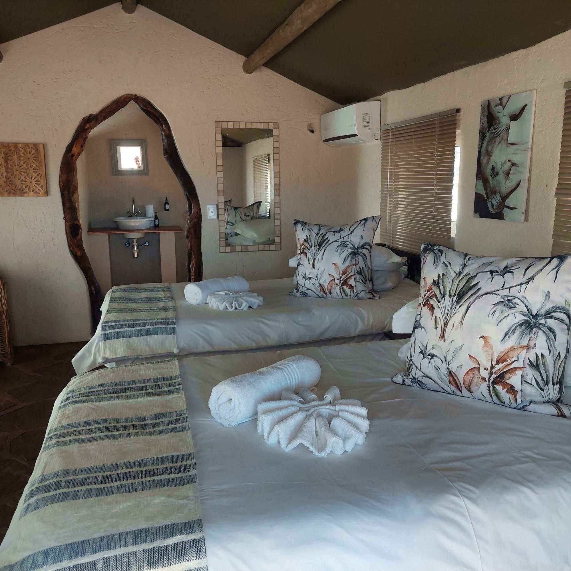 Torgos Lodge Koes Exterior photo